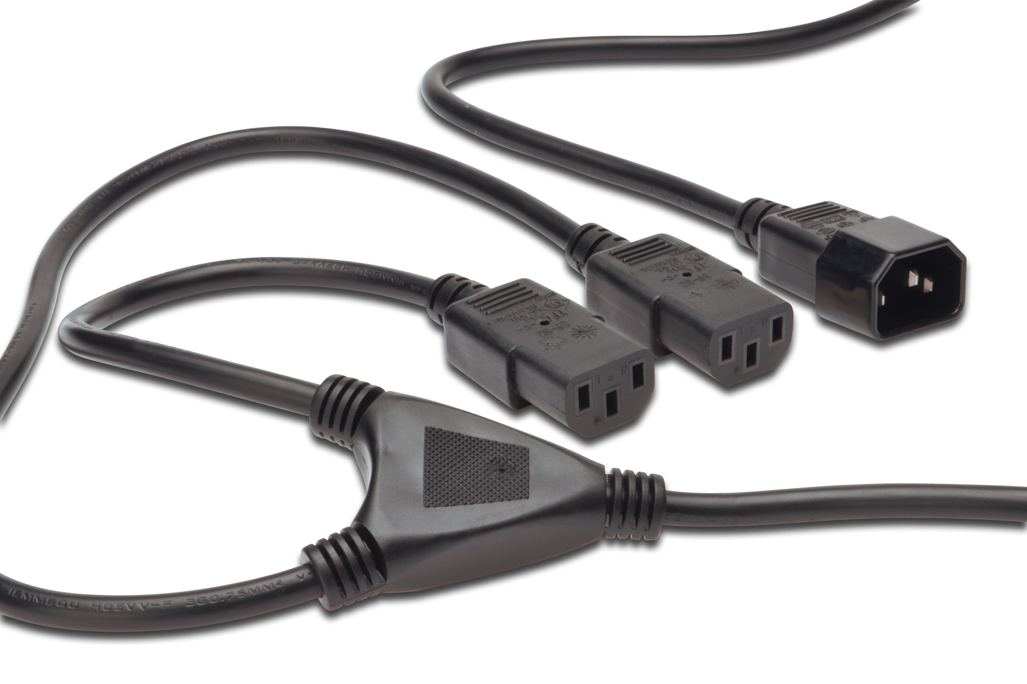 AK-440400-017-S  Cable de alimentación en Y, 1x C14 - 2x C13 M/F, 1.7m Negro