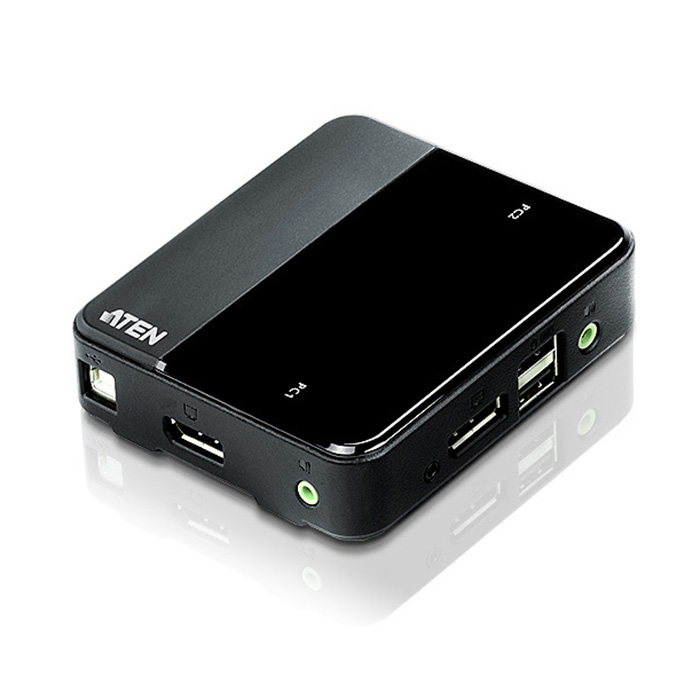 CS782DP  Switch KVM DisplayPort/Audio USB de 2 puertos (compatible con 4K, cables incluidos)