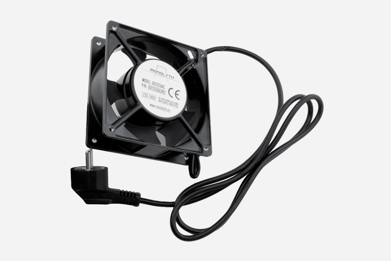 3090009  VENTILADOR MONOLYTH 10" Y 19" 12X12 220V AC CON SCHUKO
