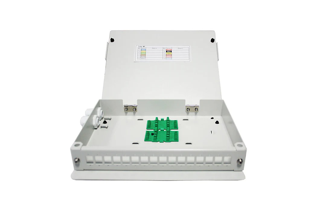 60004020  CAJA SUPERFICIE TERMINACION FIBRA 4 PUERTOS ST+SC SIN ADAPTADORES