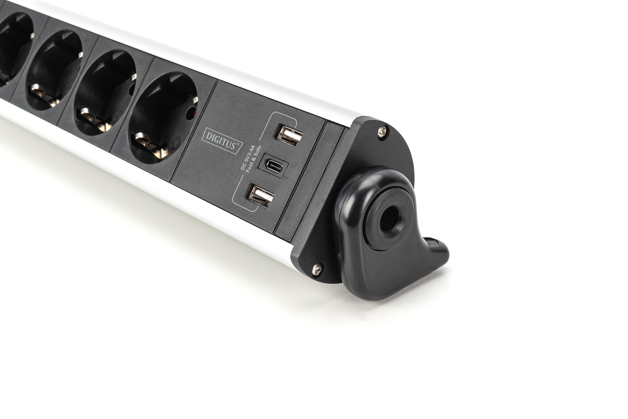 DA-70624  Regleta de  6 tomas Sobremesa +2 USB-A +1 USB C + INTERRUPTOR Negro-Plata  Digitus