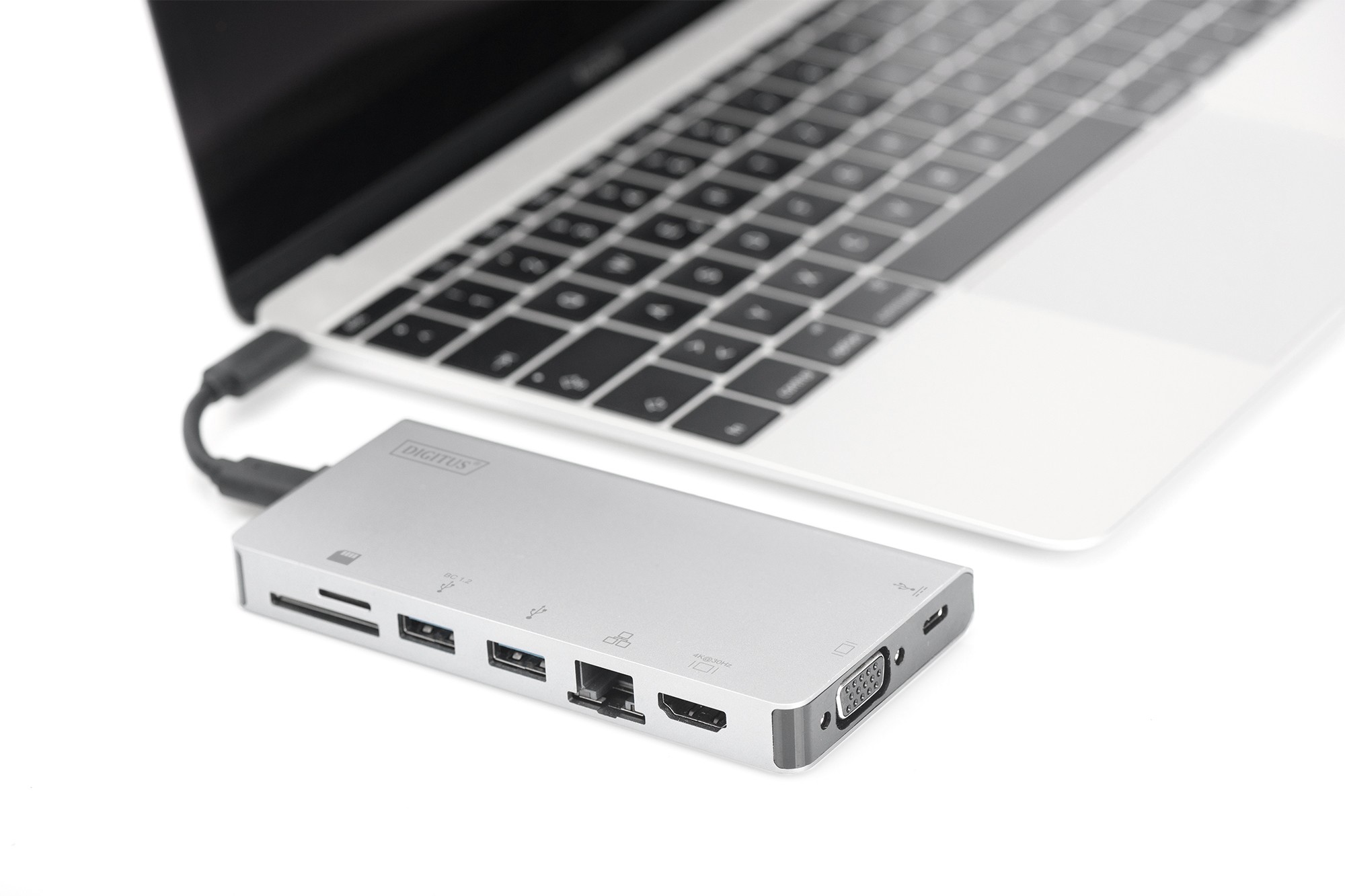 DA-70866  Docking USB-C  2 vídeo HDMI, VGA , 2 USB-C, 2 USB3.0, RJ45, 2 lectores de tarjetas  Digitus (PD) 100 W Digitus