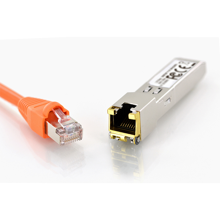 DN-81210  Módulo de cobre SFP+ 10G, hasta 100 m compatible con los estándares 10G, 5G, 2,5G y 1G Base-T