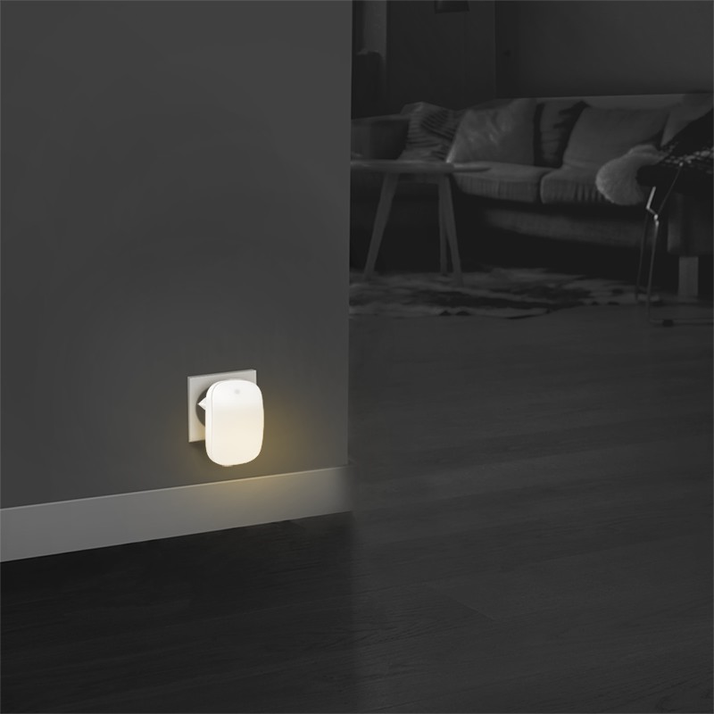 LED014  Luz de noche LED con sensor crepuscular, ovalada, 3014 LED x2