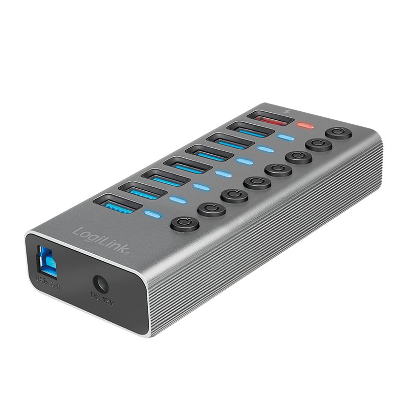 UA0387  Hub USB-C 3.2 Gen 1,  7-port + 1x 1 puerto de Carga Rapida con interruptor de on off individual en cada puerto